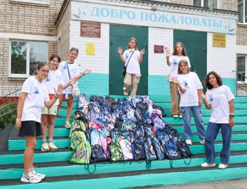 «Восточники» собрали ребят в школу