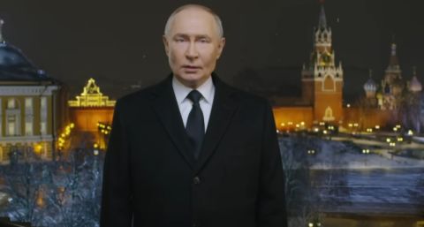 Путин пожелал россиянам здоровья и счастья