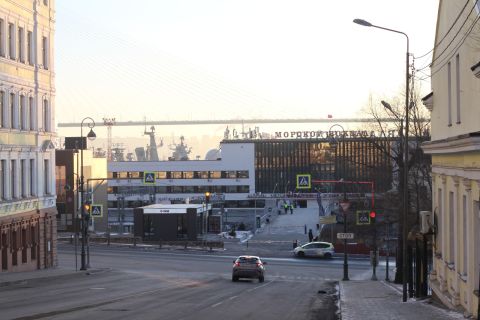 Фото-репортаж: Рай интроверта: 1 января на центральной площади Владивостока