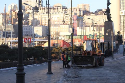 Фото-репортаж: Рай интроверта: 1 января на центральной площади Владивостока