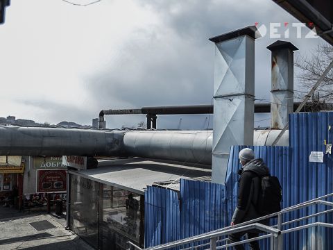 Фото-репортаж: Фекальная река у элитного ЖК: что не так в истории со Спортивной