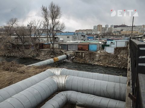 Фото-репортаж: Фекальная река у элитного ЖК: что не так в истории со Спортивной