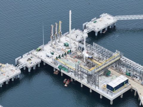 Фото-репортаж: На мортерминале НЗМУ установлена современная лазерная система швартовки судов