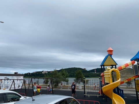 Фото-репортаж: Губернатора в Находке встретили в лучших традициях итальянской мафии