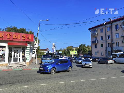 Фото-репортаж: Ремонт теплотрассы парализовал микрорайон Владивостока и лишил его общественного транспорта (ОБНОВЛЕНО)