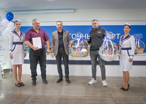 Фото-репортаж: АО «Восточный Порт» поздравляет победителей конкурса на Кубок Управляющей Организации по итогам 2024 года