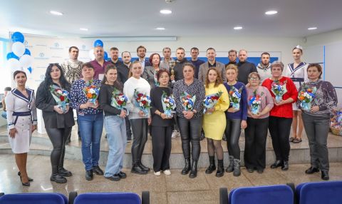 Фото-репортаж: АО «Восточный Порт» поздравляет победителей конкурса на Кубок Управляющей Организации по итогам 2024 года