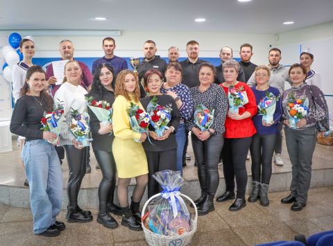 Фото-репортаж: АО «Восточный Порт» поздравляет победителей конкурса на Кубок Управляющей Организации по итогам 2024 года