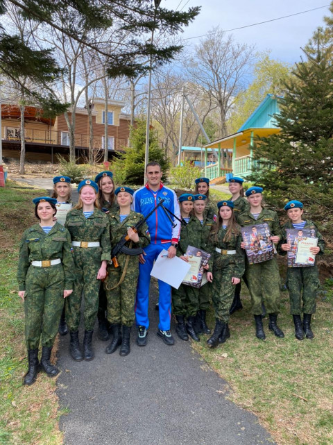 Фото-репортаж: Более ста ребят посетили военный фестиваль под Владивостоком