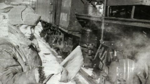 Фото-репортаж: «Родной брат Красной армии»: о трудовом подвиге железнодорожников