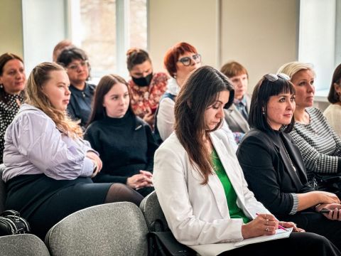 Фото-репортаж: НЗМУ помогает учителям и воспитателям Находки реализовывать инновационные образовательные проекты