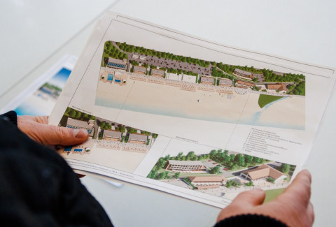 Фото-репортаж: Власти рассказали, когда главный пляж Владивостока приведут в порядок