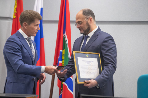 Фото-репортаж: Шестаков пообещал Владивостоку новую мечту