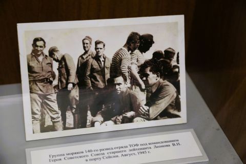 Фото-репортаж: "На этой высоте буду до последней капли крови стоять": как советские воины освобождали Корею