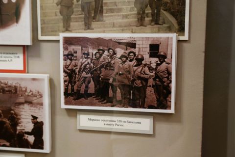 Фото-репортаж: "На этой высоте буду до последней капли крови стоять": как советские воины освобождали Корею