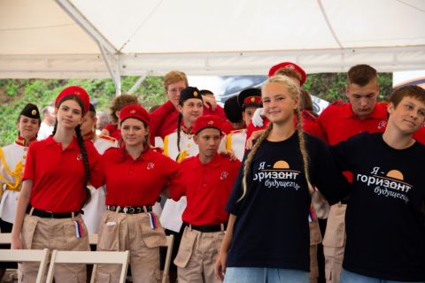 Фото-репортаж: Профориентационный курс для 8,5 миллионов российских школьников стартовал на ВЭФ