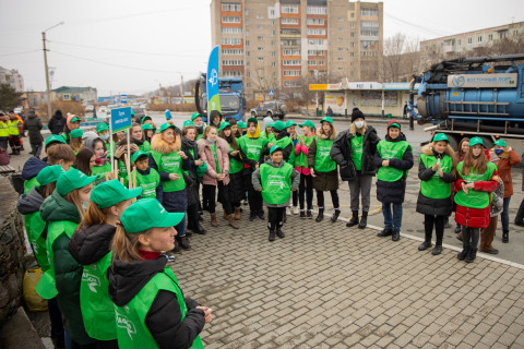 Фото-репортаж: Компания АО «Восточный Порт» присоединилась к масштабному краевому субботнику
