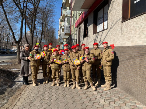 Фото-репортаж: «Километр красоты» провели в Уссурийске