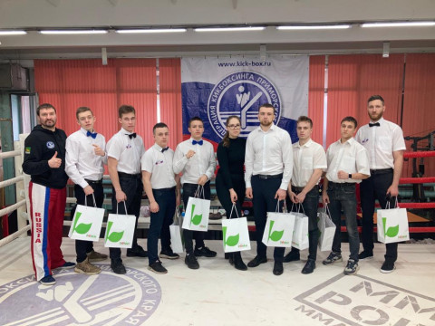 Фото-репортаж: Боле 130 спортсменов сразились за Кубок Приморья по кикбоксингу