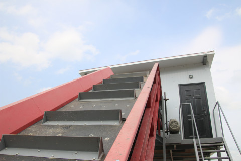 Фото-репортаж: Новый мусоросортировочный комплекс открыли в Приморье