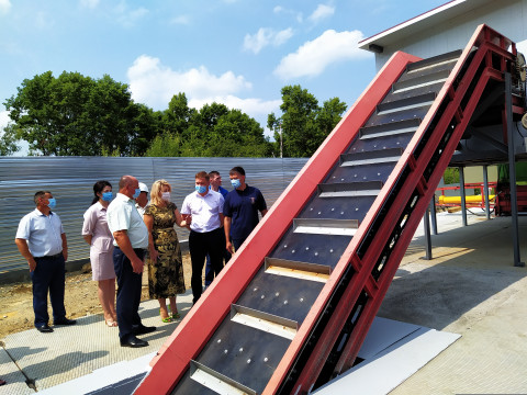 Фото-репортаж: Новый мусоросортировочный комплекс открыли в Приморье