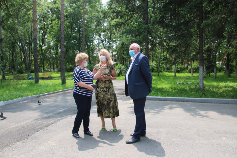 Фото-репортаж: В Дальнереченске активно реализуется программа «1000 дворов»