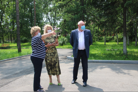 Фото-репортаж: В Дальнереченске активно реализуется программа «1000 дворов»