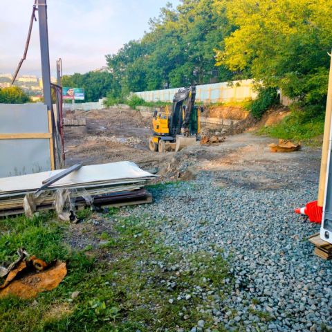 Фото-репортаж: Скандальные стройки и пинг-понг чиновников разозлили владивостокцев