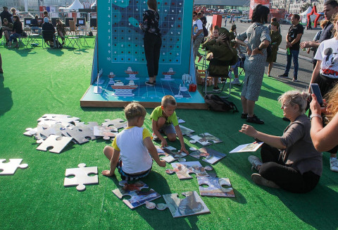 Фото-репортаж: Как проходил праздник в честь Победы во Второй мировой войне (фоторепортаж)