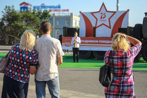 Фото-репортаж: Как проходил праздник в честь Победы во Второй мировой войне (фоторепортаж)