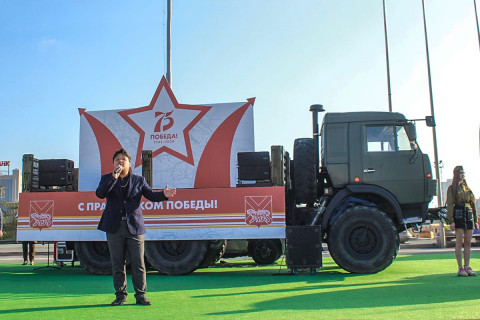 Фото-репортаж: Как проходил праздник в честь Победы во Второй мировой войне (фоторепортаж)