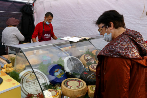 Фото-репортаж: Фестиваль белорусских продуктов начался в Приморье