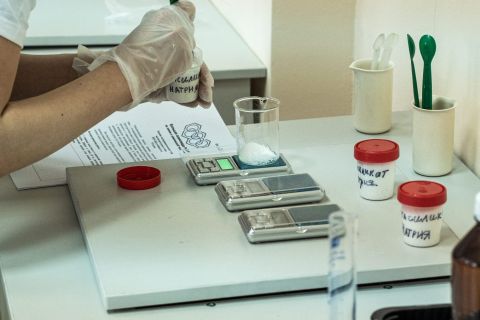 Фото-репортаж: Пятеро школьников из Находки вошли в шорт-лист победителей олимпиады Росхим