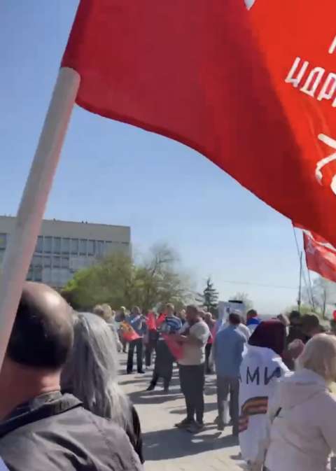 Фото-репортаж: «Зеленский, смотри»: Бессмертный полк прошел в освобожденных городах