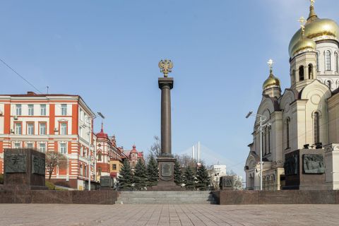 Фото-репортаж: «Нет в России семьи такой…»: мемориалы ВОВ в Приморье - фоторепортаж