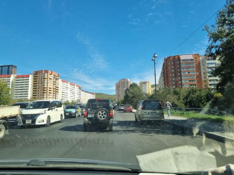 Фото-репортаж: Светофор-невидимка создаёт аварийные ситуации во Владивостоке