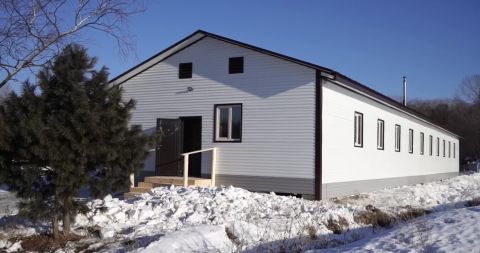 Фото-репортаж: Кожемяко подарил военным баню и столовую