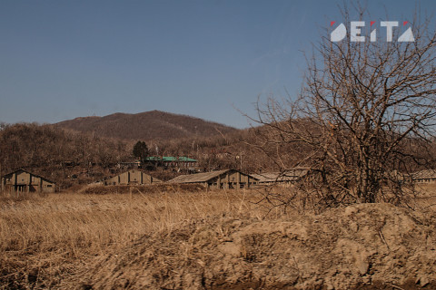Фото-репортаж: Пыль да бурелом города-столицы. Фотопроект «Негламурная столица Дальнего Востока»