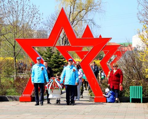 Фото-репортаж: «Восточники» и жители Врангеля отпраздновали День Победы