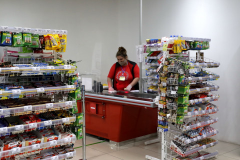 Фото-репортаж: Административные комиссии проводят рейды по торговым точкам Приморья