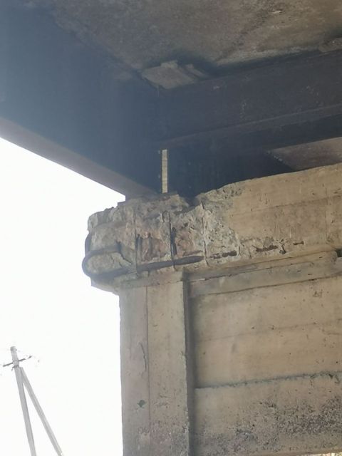 Фото-репортаж: Большегрузы добивают аварийный мост в Приморье