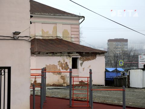Фото-репортаж: Снести или оставить: судьбу жильцов целой улицы решают во Владивостоке