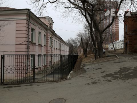 Фото-репортаж: Снести или оставить: судьбу жильцов целой улицы решают во Владивостоке