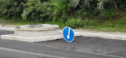 Фото-репортаж: "А это нормально?": новый элемент дорожного благоустройства поразил владивостокцев