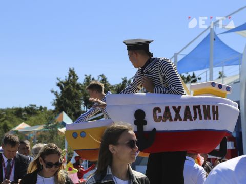 Фото-репортаж: Как прошел ВЭФ-2022 во Владивостоке - фоторепортаж