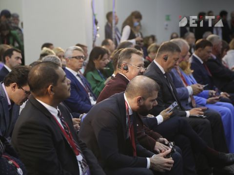 Фото-репортаж: Как прошел ВЭФ-2022 во Владивостоке - фоторепортаж