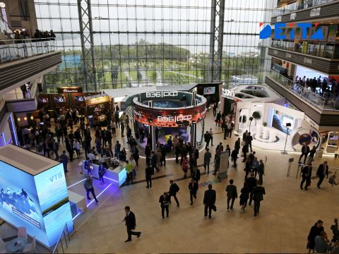 Фото-репортаж: Как прошел ВЭФ-2022 во Владивостоке - фоторепортаж