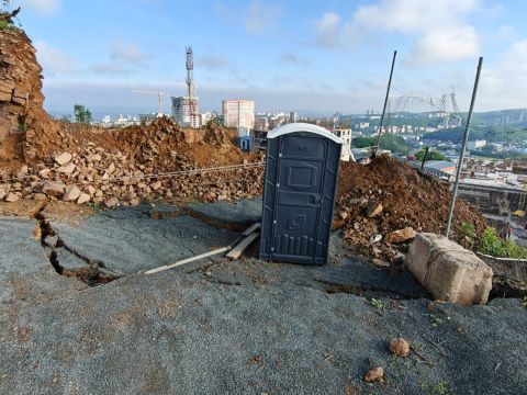 Фото-репортаж: Отмены строительства очередного ЖК добиваются чрез прокуратуру владивостокцы