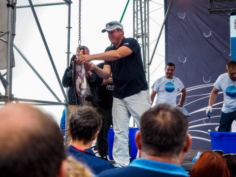 Фото-репортаж: Азарт, выдержка и богатые уловы: рыбаки-любители Приморья сразились в открытом море