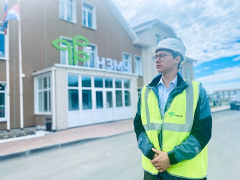 Фото-репортаж: НЗМУ обеспечивает работой молодежь Приморья